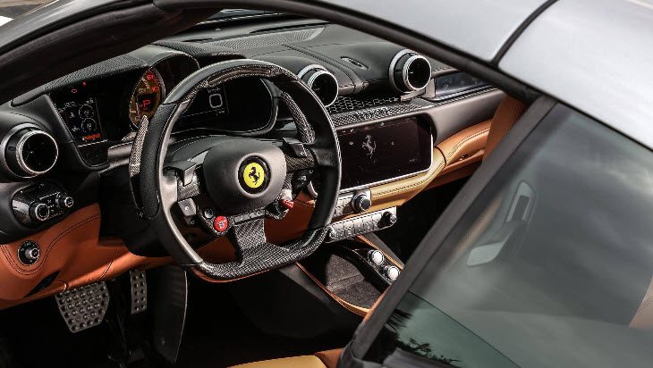 نگاهی نزدیک تر به فراری پورتوفینو 2018