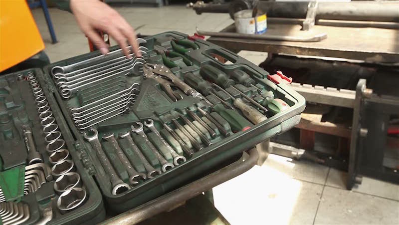 معرفی ابزارهای مورد نیاز تعمیر خودرو (ویدئوی اختصاصی)