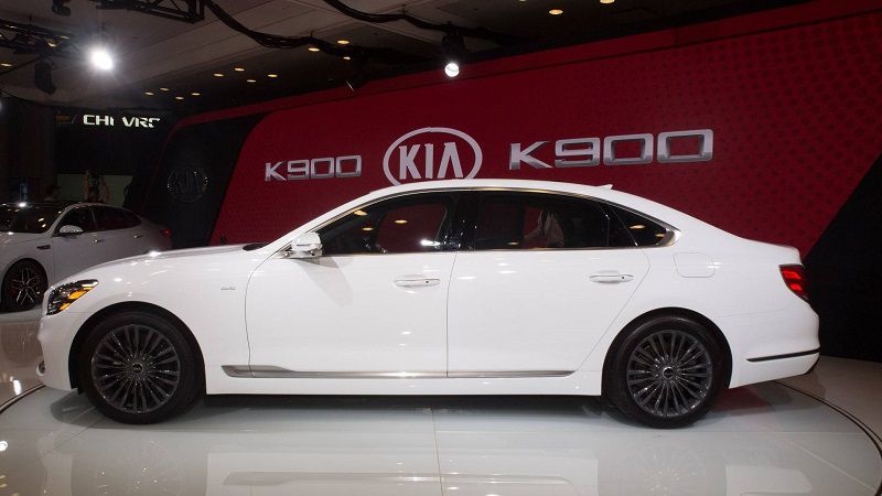 نسخه 2019 کیا K900 در نمایشگاه خودرو نیویورک در معرض دید عموم قرار گرفت