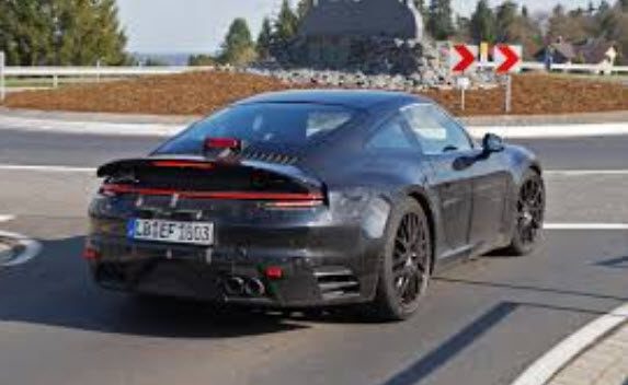 نگاهی به پورشه 2019 911 هیبرید با قدرت 700 اسب بخار