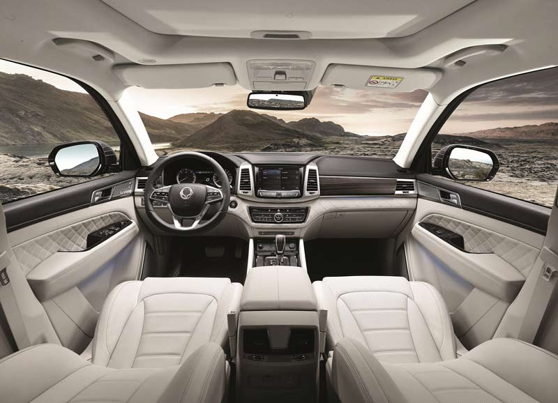 آشفته بازار خودروهای خارجی در شب عید؛ قیمت‌ها تا 60 میلیون زیر قیمت کارخانه!