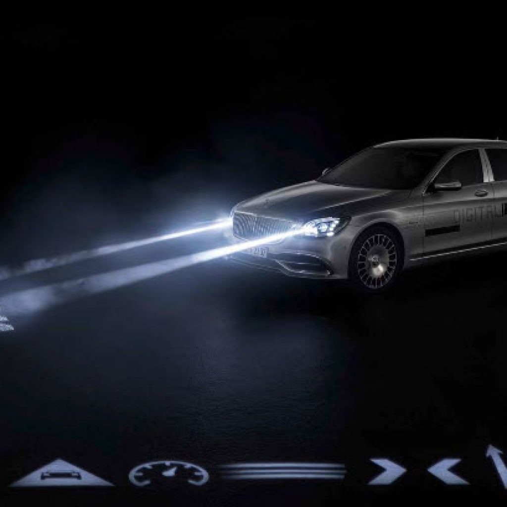 سیستم جدید چراغ های دیجیتال در مرسدس میباخ کلاسS به همراه تصاویر!