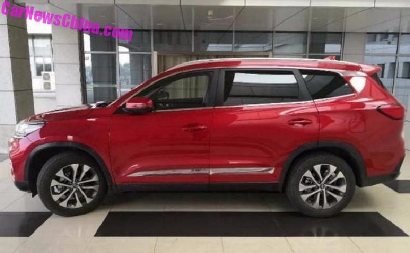 تصاویر داخل کابین چری تیگو ۸ منتشر شد