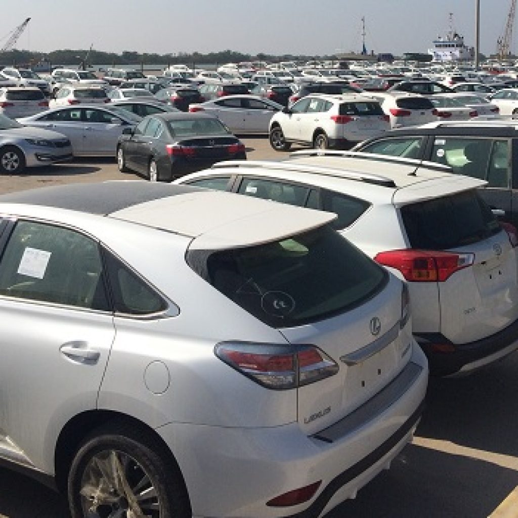 تکذیب رسمی قاچاق خودرو؛ بخش خصوصی نباید تضعیف شود!