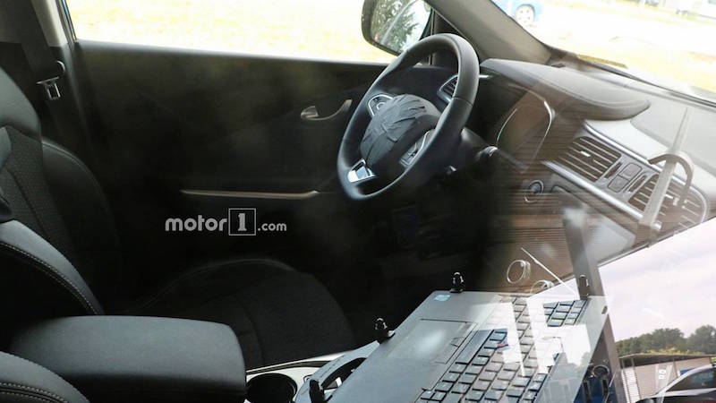 انتشار تصاویر جاسوسی جدید از داخل کابین فیس‌لیفت رنو قاجار