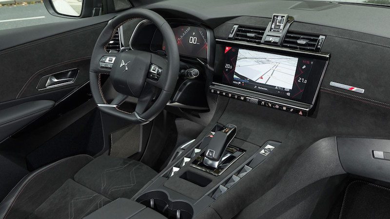 بررسی کراس‌بک دی اس ۷ (ویدئوی اختصاصی)