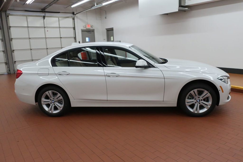 جدیدترین قیمت BMW 330 2018 اعلام شد ( نیمه دوم مرداد97) BMW 330 2018 پرشیا خودرو BMW 330i