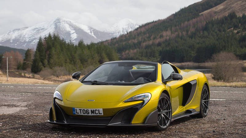 مسابقه درگ میان مک‌لارن 720S و مک‌لارن 675LT (ویدئوی اختصاصی)