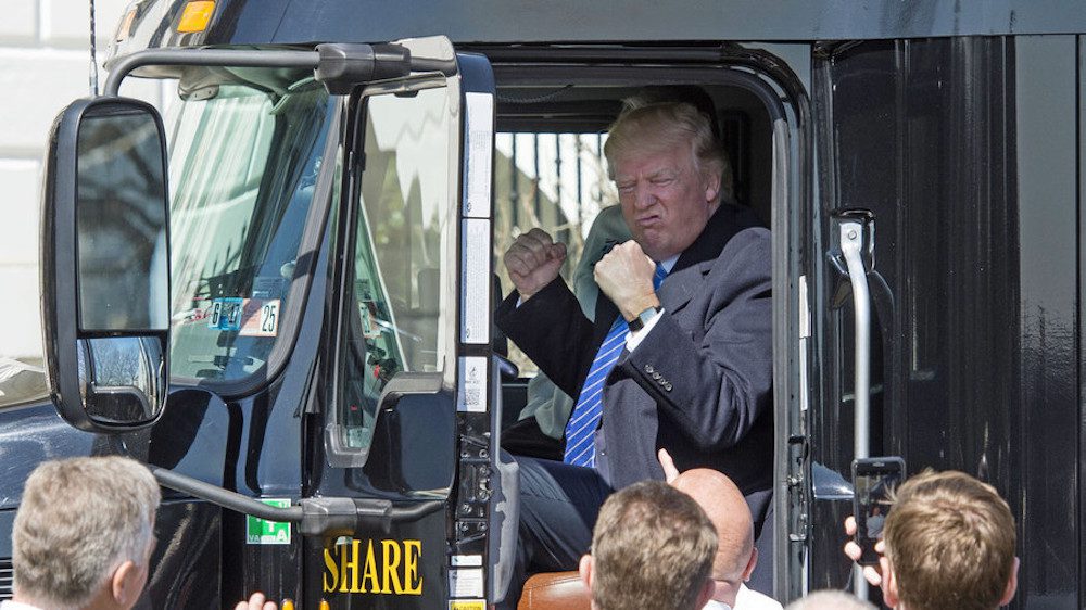 رد درخواست اتحادیه اروپا برای تعرفه صنایع خودروسازی توسط ترامپ