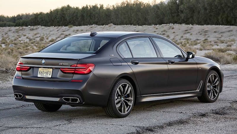 نگاهی کوتاه به سدان بی‌ام‌و M760Li (ویدئوی اختصاصی)