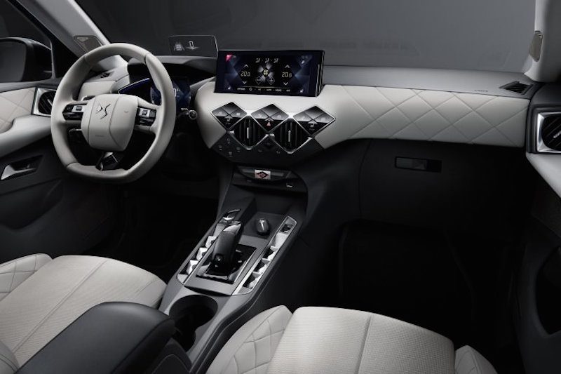 کراس‌بک DS3 رسما رونمایی شد!