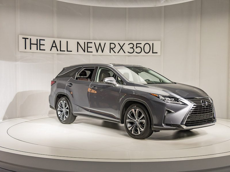 معرفی و بررسی لکسوس RX 350L (ویدئوی اختصاصی)