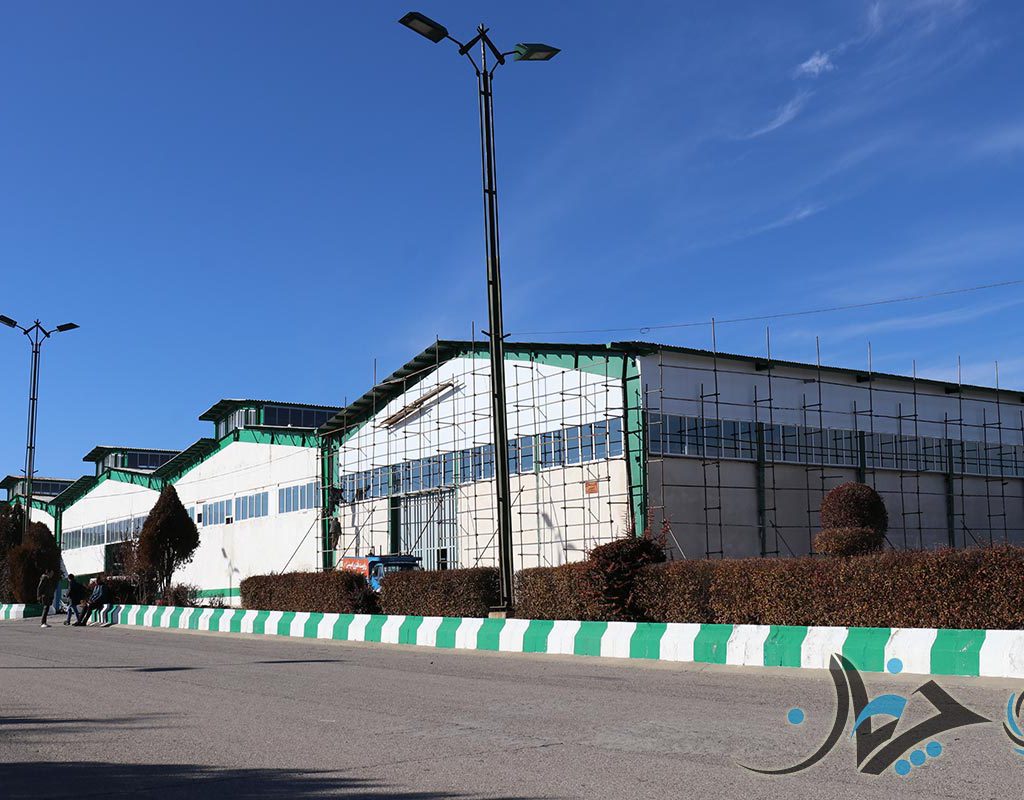 بازدید از کارخانه عظیم خودرو در بروجرد + ویدیو