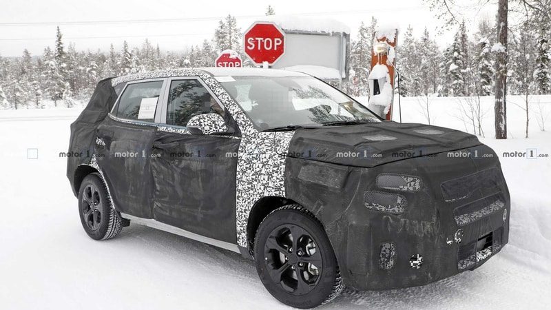 انتشار تصاویر جاسوسی کراس‌اوور کیا توسکر برای اولین بار