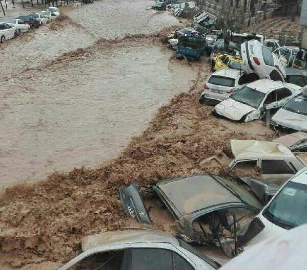 خسارت خودروهای سیل جنوب کشور از چه منبعی تامین و چگونه پرداخت می‌شود؟
