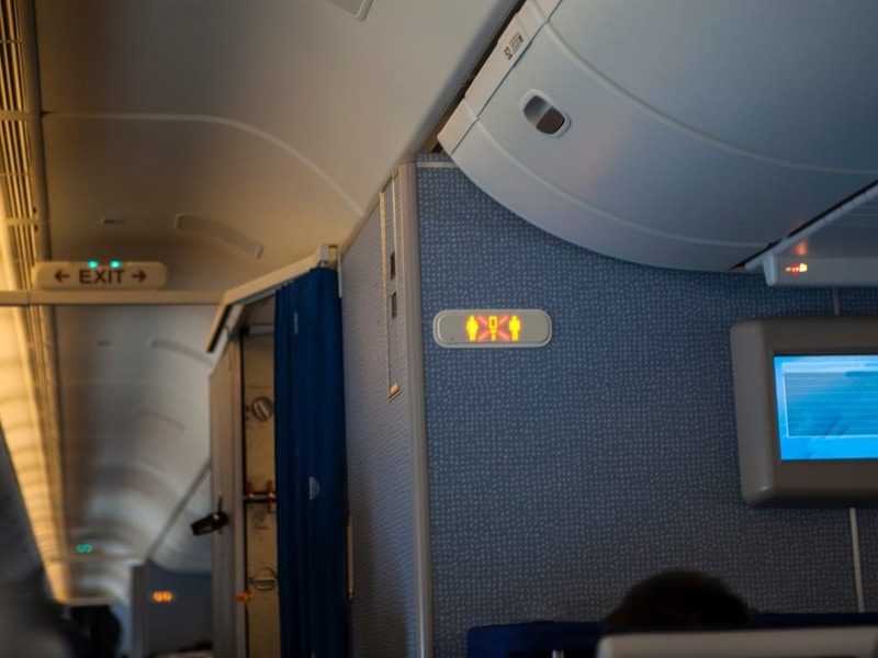 21 نکته که مهمانداران هواپیما خواستار توقف‌شان از سوی مسافران هستند