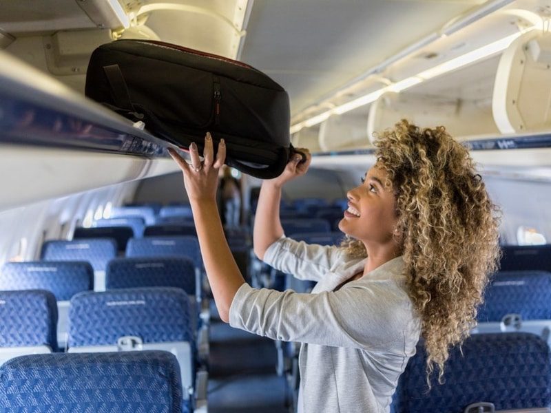 21 نکته که مهمانداران هواپیما خواستار توقف‌شان از سوی مسافران هستند