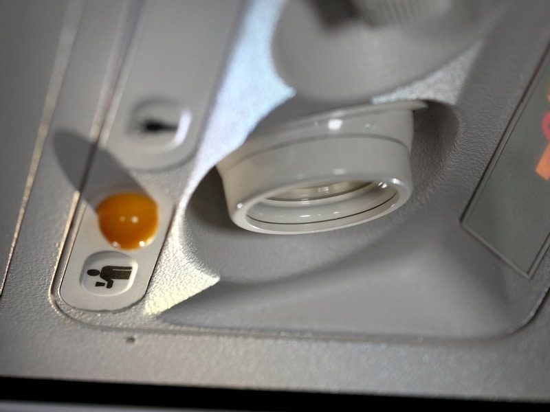 21 نکته که مهمانداران هواپیما خواستار توقف‌شان از سوی مسافران هستند