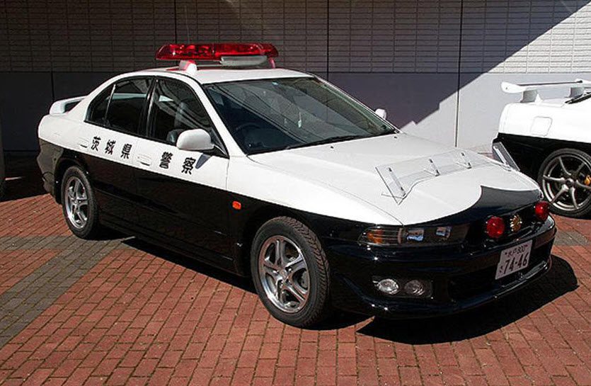 ماشین پلیس‌های ژاپن چه خودروهایی هستند؟