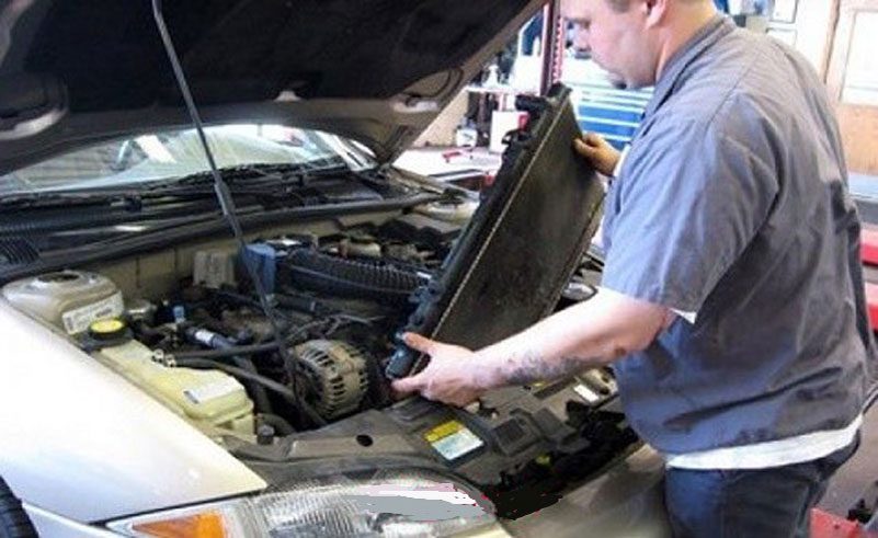 دلایل داغ شدن بیش از حد موتور خودرو چیست و چگونه از آن جلوگیری کنیم ؟