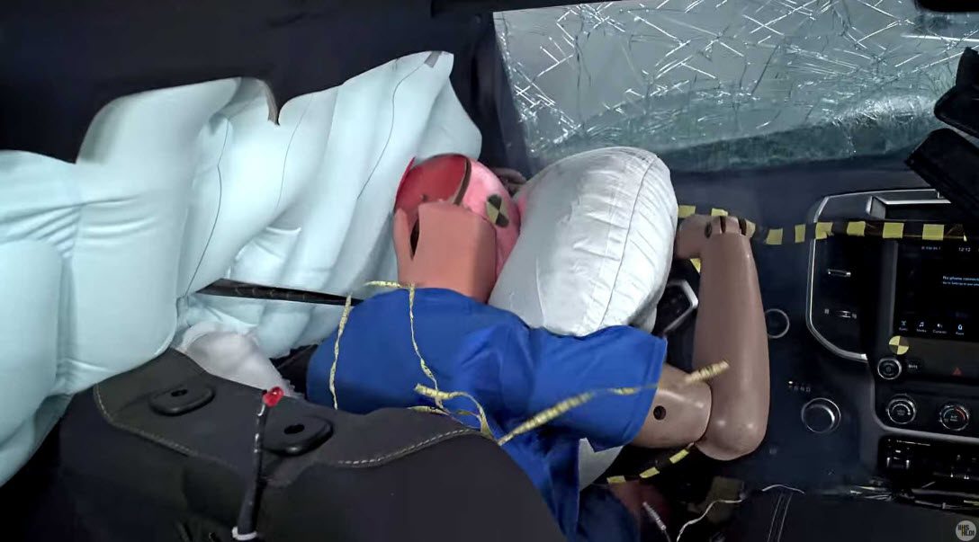 مرکز تست تصادف خودرو در کشور، احداث خواهد شد