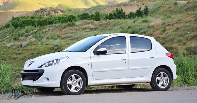 حامد محمدی- 6 دلیل برای آنکه پژو 207i بخریم