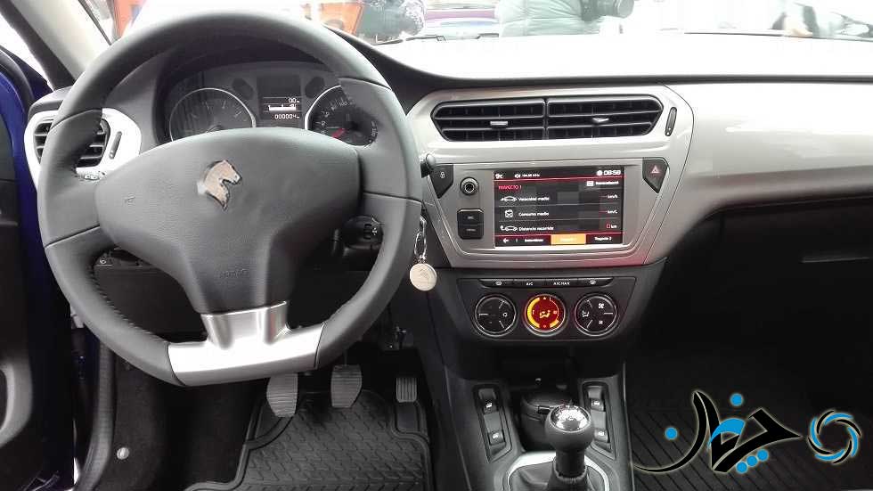 کابین و داخل K132 به چه صورت است؟