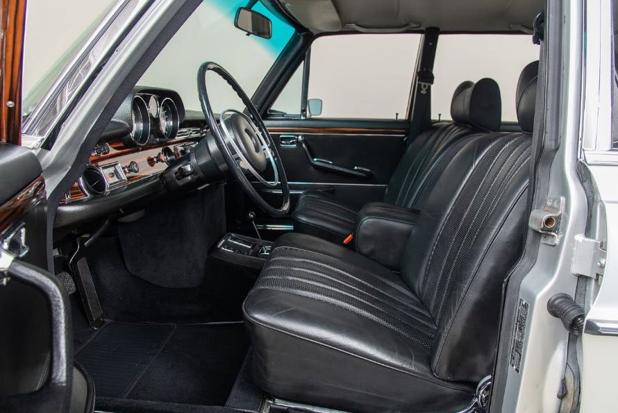 مرسدس 300 SEL مدل 1969؛ نمادی از برتری و قدرت در قرن بیستم! مرسدس 300 SEL مدل 1969؛ نمادی از برتری و قدرت در قرن بیستم!