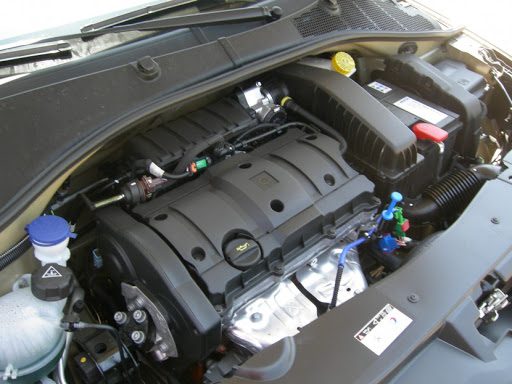 نگاهی کوتاه به پژو 301 2016 + قیمت خودرو در بازار