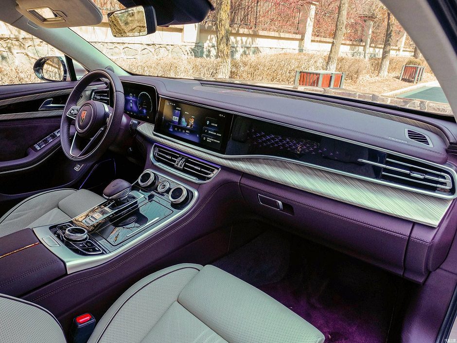 بررسی رقیب چینی مرسدس بنز S500، محصولی خاص به نام H9