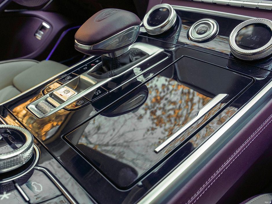 بررسی رقیب چینی مرسدس بنز S500، محصولی خاص به نام H9