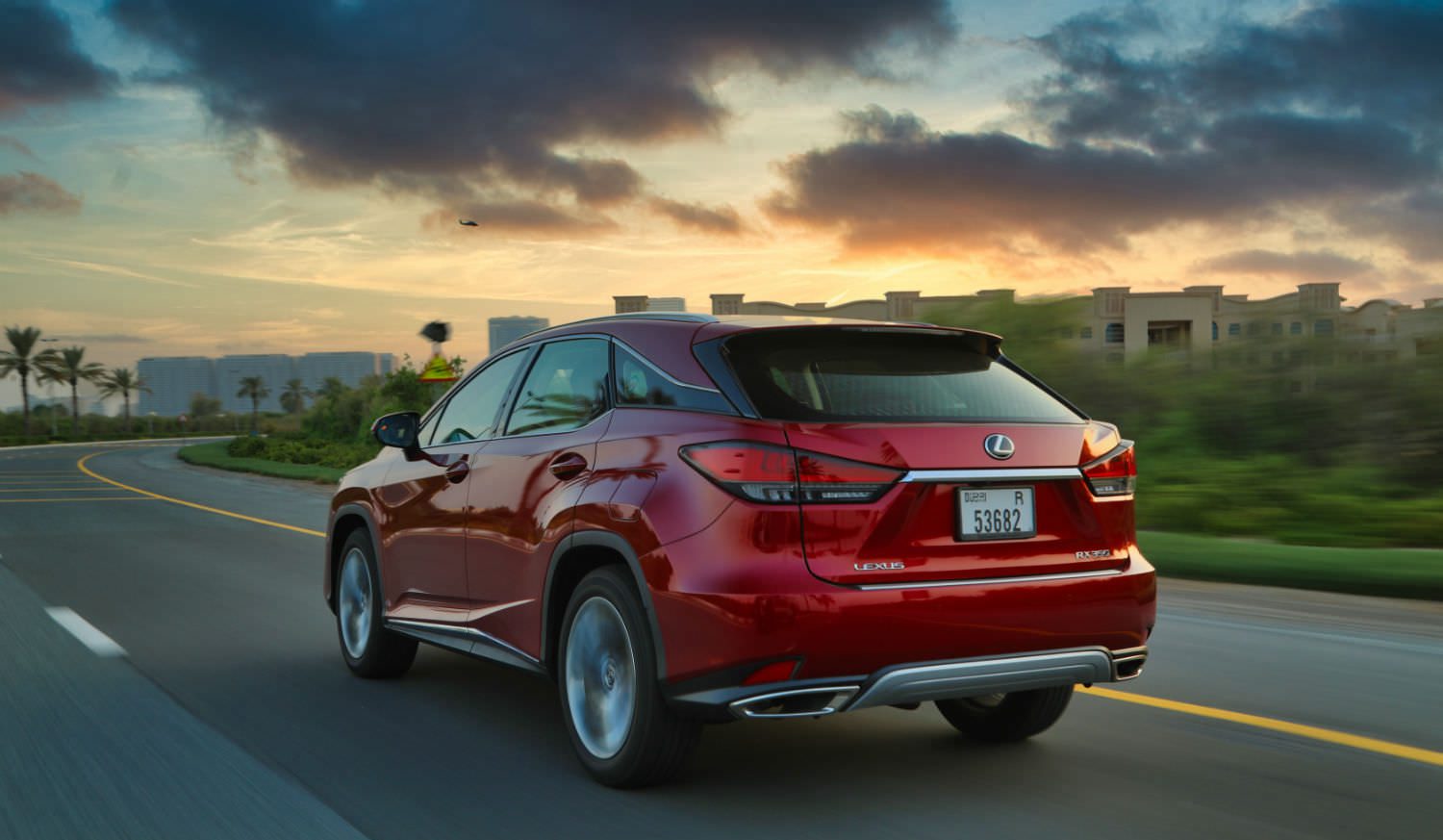 نگاهی کوتاه به خودرو لکسوس RX350 2020