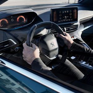 پژو 5008 رسما توسط پژو رونمایی شد