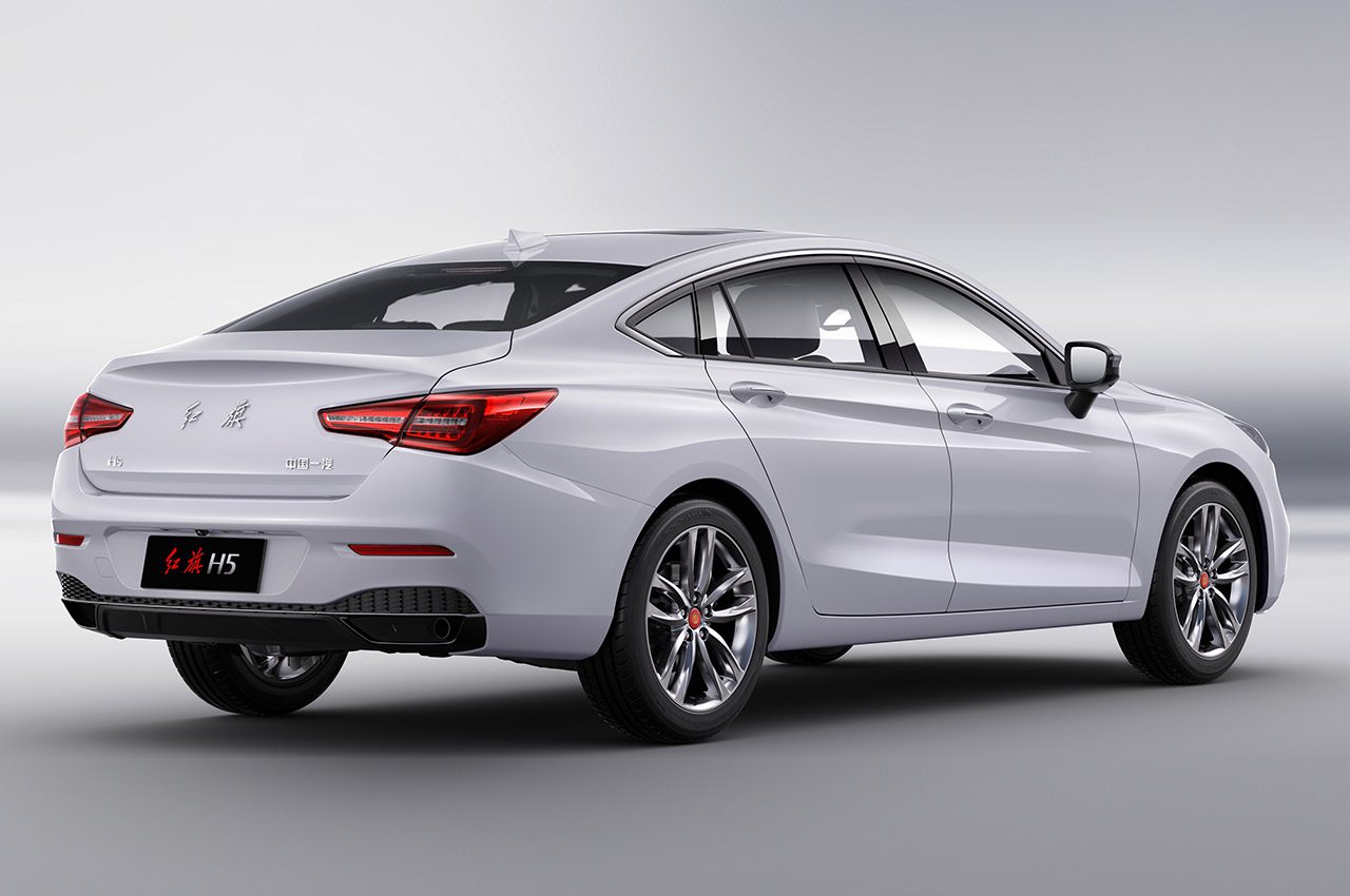 نگاهی کوتاه به هونگچیH5 محصول جدید پرشیا خودرو (تصاویر + مشخصات فنی)