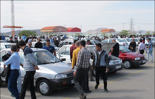 بررسی دلایل افزایش قیمت خودرو در بازار آزاد