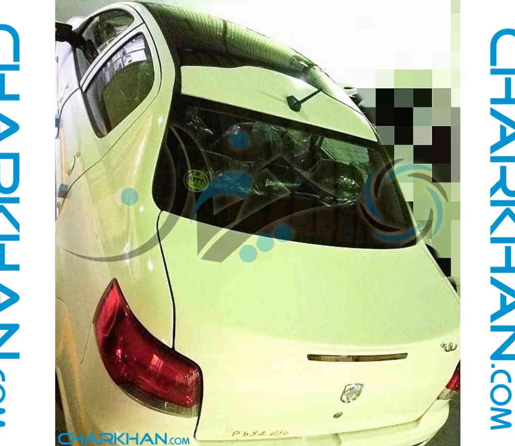 خودرو راناپلاس با امکانات جدید و با سقف شیشه‌ای در شرکت ایران خودرو دیده شد