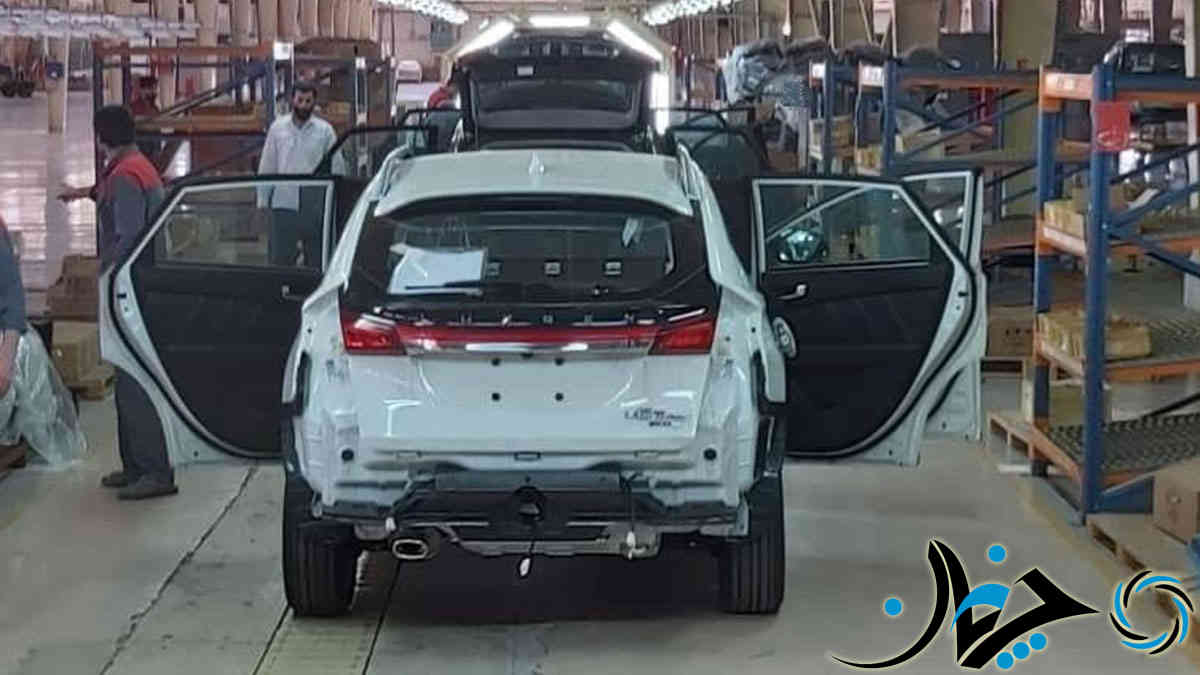 ویدیویی از مراحل تولید خودرو لوکسژن U6 در ایران توسط آذویکو منتشر شد