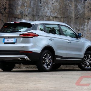 مقایسه چری تیگو 8 و جیلی ازکارا؛ قلدرهای چینی برای فتح بازار