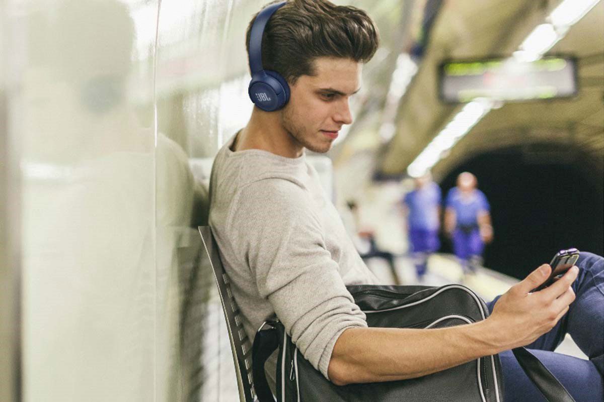 بررسی هدفون JBL TUNE 500 بررسی هدفون JBL TUNE 500