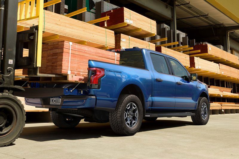 F-150 لایتنینگ، اولین پیکاپ الکتریکی فورد معرفی شد