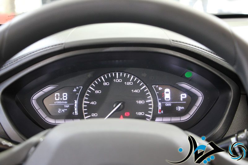 فردا 511 محصول جدید خودروسازی فردا رونمایی شد (همراه با ویدئو)