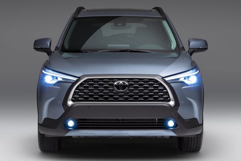 تویوتا کرولا هم شاسی‌بلند شد!