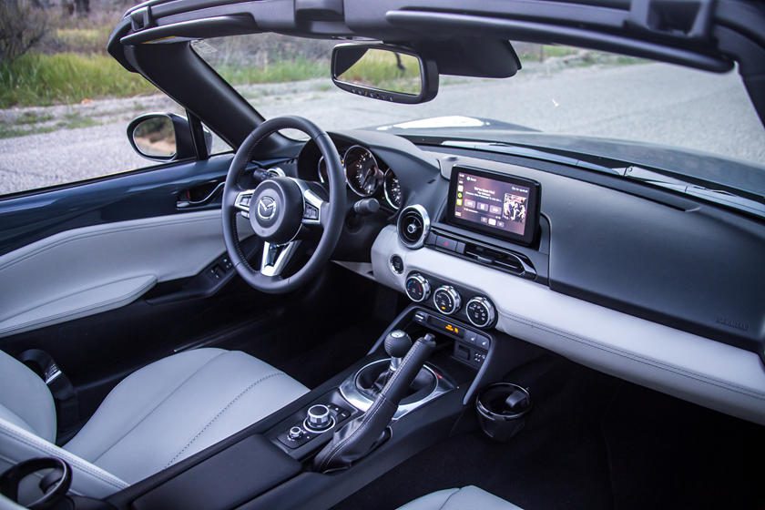 معنی نام و عنوان 12 ماشین محبوب در دنیا را بدانیم!