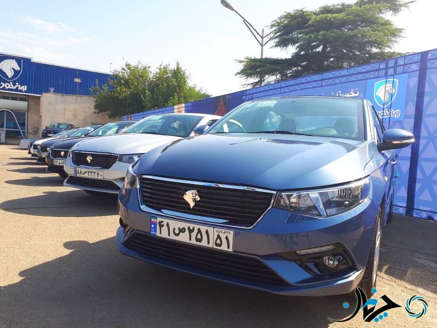 اولین سری از تارا دستی توسط ایران خودرو به مشتریان تحویل داده شد