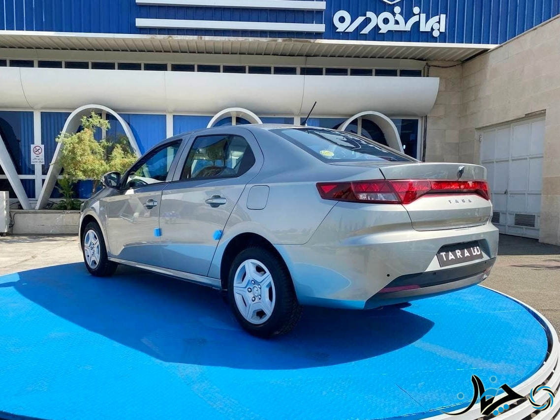 اولین سری از تارا دستی توسط ایران خودرو به مشتریان تحویل داده شد