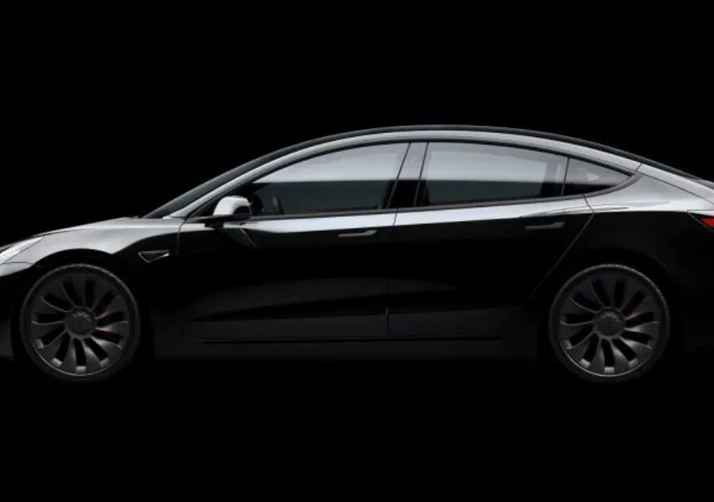 هزینه نگهداری تسلا در 5 سال، تنها چند سنت گرانتر از تویوتا کمری است!