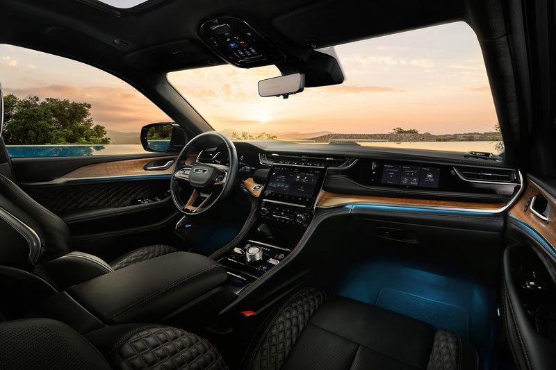 جیپ گرند چروکی