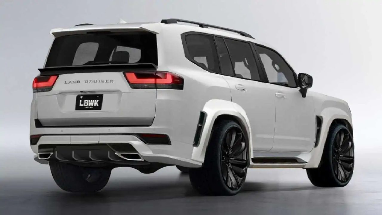 تویوتا لندکروز 2021 جدید را با کیت اسپرت ببینید!