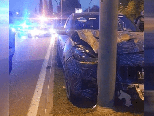 تصادف نمونه آزمایشی مازراتی Grecale SUV در تورین با تیربرق!