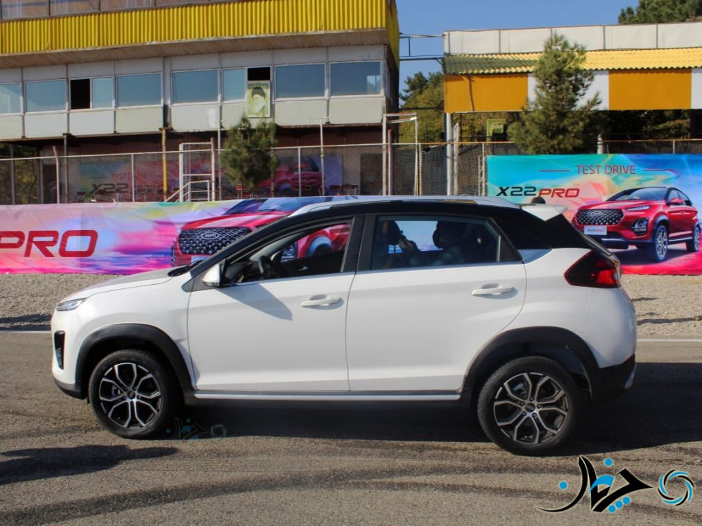 تست و بررسی ایکس 22 پرو؛ مینی کراس قد کشیده!